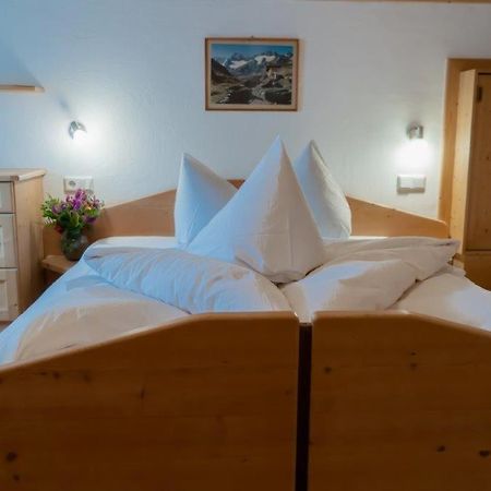 Gasthof Hochfirst Panzió Corvara in Passiria Kültér fotó