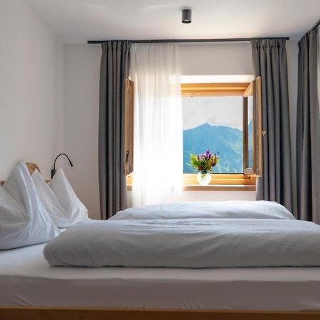 Gasthof Hochfirst Panzió Corvara in Passiria Kültér fotó
